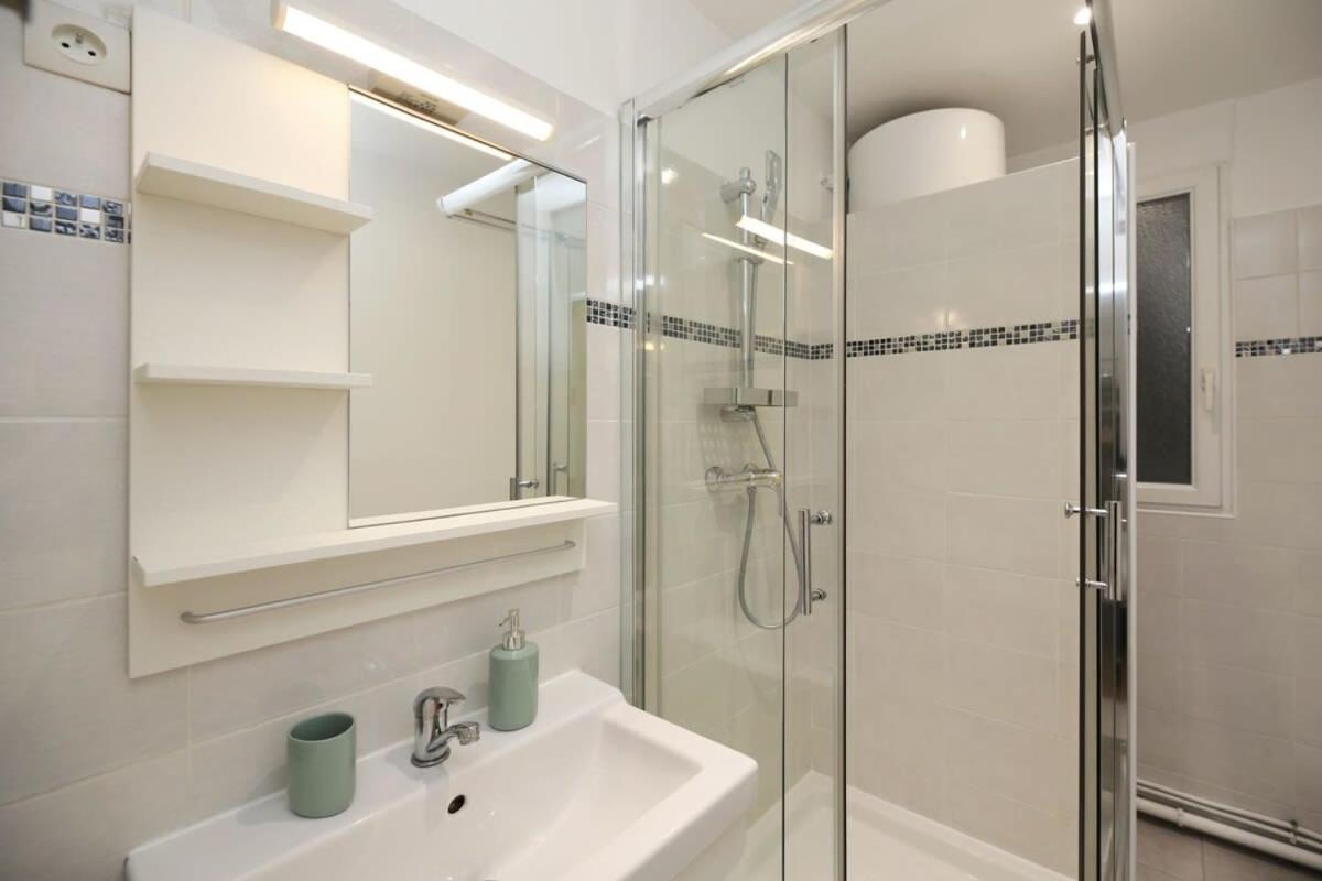 Avec Bureau Proche Montmartre - P2 - Flat-guest Apartment Paris